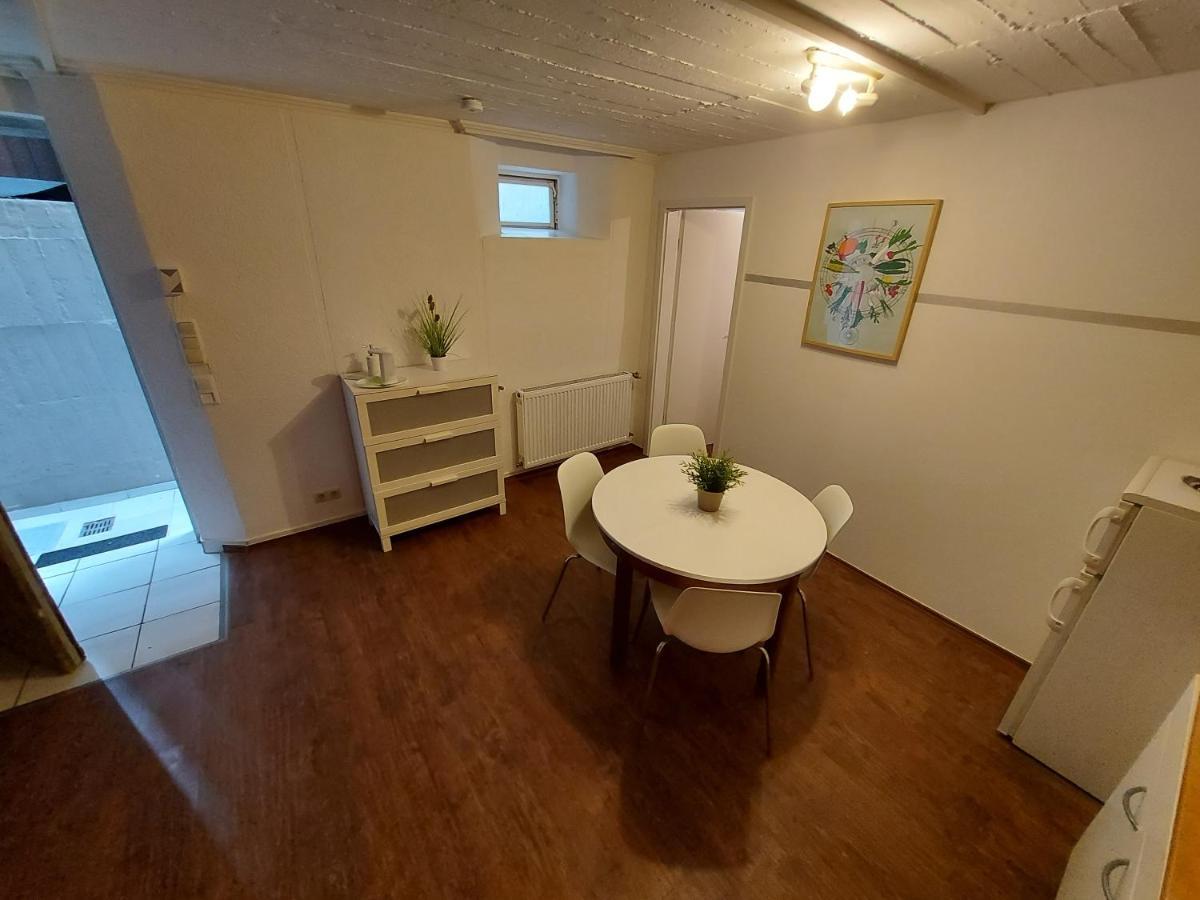 Basement Apartment Kolonia Zewnętrze zdjęcie