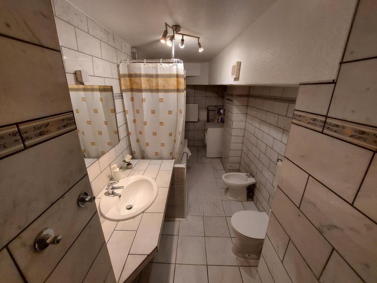 Basement Apartment Kolonia Zewnętrze zdjęcie