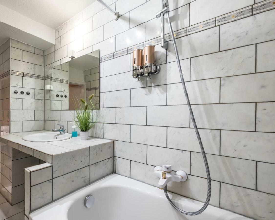 Basement Apartment Kolonia Zewnętrze zdjęcie